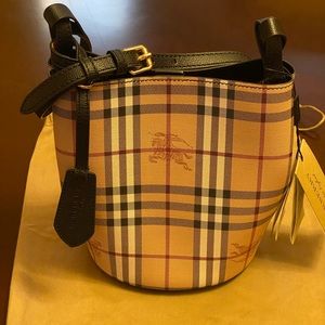 Burberry Bucket Bag (Reversible)